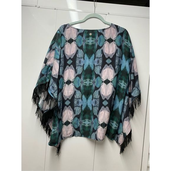 Marie Oliver Abstract Fringe Blue Pink Pullover Size large , MSRP $268 - Picture 2 of 9